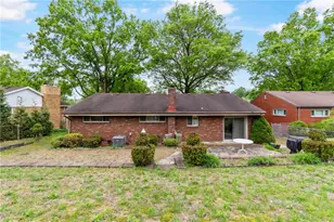 757 Artvue Dr, Scott Township, PA 15243 - Photo 31