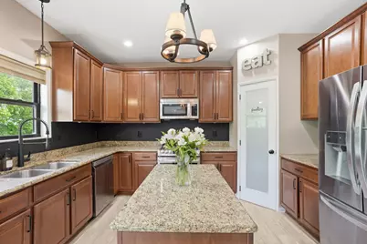 1049 Sweet Brier Drive, Hopewell Township, PA 15001 - Photo 21