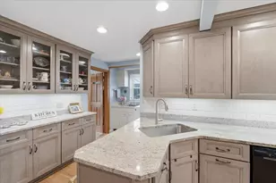 132 Penhurst Dr, Wilkins Township, PA 15235 - Photo 19