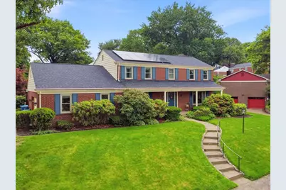 132 Penhurst Drive, Wilkins Township, PA 15235 - Photo 3