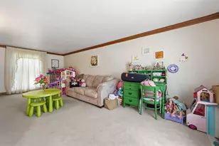 576 Carroll Dr, Irwin, PA 15642 - Photo 13
