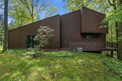 909 Apache Trl, Coolspring Township, PA 16137 - Photo 25