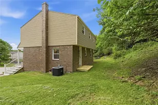 1341 Sturdy Oak Dr, Scott Township, PA 15220 - Photo 39