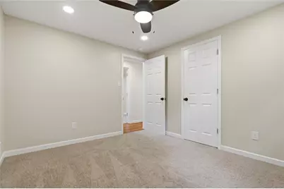 1341 Sturdy Oak Dr, Scott Township, PA 15220 - Photo 27