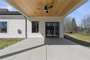100-102 Huselton Dr, Penn Township, PA 16002 - Photo 39