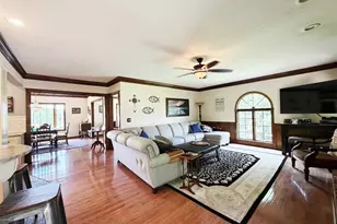 2501 Acorn Ct, Pittsburgh, PA 15090 - Photo 11
