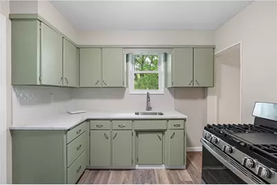 825 Donnan Ave, Washington, PA 15301 - Photo 9