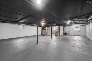 825 Donnan Ave, Washington, PA 15301 - Photo 29