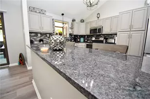 10 Piper Ave, East Bethlehem, PA 15322 - Photo 27