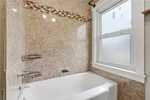 3818 Acorn St, Pittsburgh, PA 15207 - Photo 17