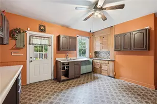 3818 Acorn St, Pittsburgh, PA 15207 - Photo 7