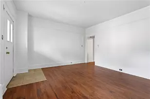 3818 Acorn St, Pittsburgh, PA 15207 - Photo 3