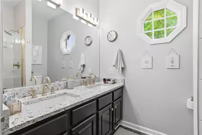 4020 Alden Dr, Scott Township, PA 15220 - Photo 23