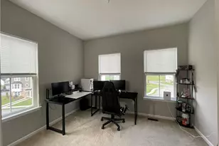 4054 Overview Dr, Cecil, PA 15317 - Photo 21