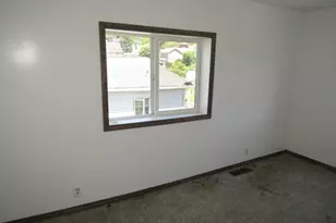 221 S 4th St, West Newton, PA 15089 - Photo 31