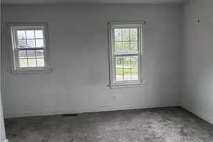 1146 Franklin Rd, Jackson Center Boro, PA 16133 - Photo 13