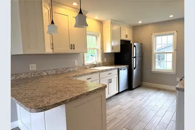1146 Franklin Rd, Jackson Center Boro, PA 16133 - Photo 5