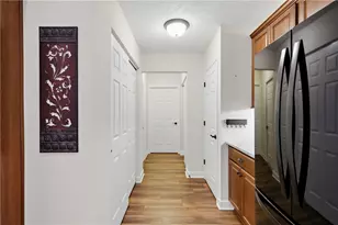 6013 Laurel Ct, Lancaster Township, PA 16037 - Photo 13