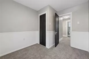 616 Gallion Ave, Pittsburgh, PA 15226 - Photo 17