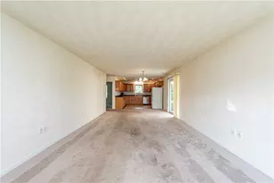 515 Sunview Cir, Derry Township, PA 15650 - Photo 3