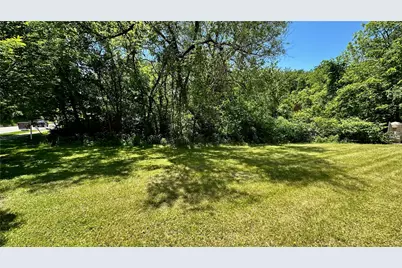 618 Rodi Rd, Pittsburgh, PA 15235 - Photo 1