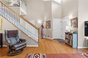 751 Marigold Ct, Collier Township, PA 15017 - Photo 9