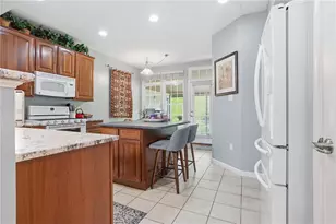 751 Marigold Ct, Collier Township, PA 15017 - Photo 13