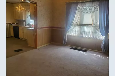 2056 Oak Dr, Manor Township, PA 16226 - Photo 9
