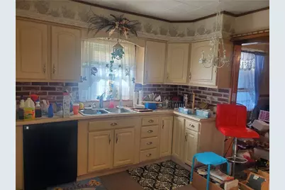 2056 Oak Dr, Manor Township, PA 16226 - Photo 7