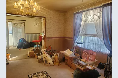 2056 Oak Dr, Manor Township, PA 16226 - Photo 9