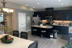 2405 Pointe View Dr, Adams Township, PA 16046 - Photo 3