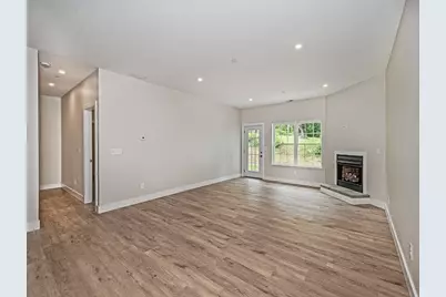 202 Willow Ln, Beaver Falls, PA 15010 - Photo 13
