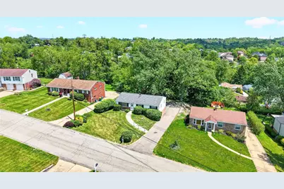 35 Frances Dr, Robinson Twp, PA 15108 - Photo 23