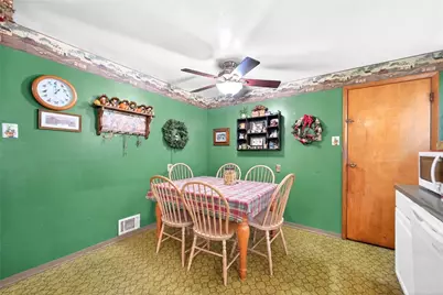 35 Frances Dr, Robinson Twp, PA 15108 - Photo 9