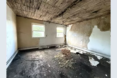 1805 4th Ave, Beaver Falls, PA 15010 - Photo 9