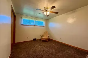 715 Parkview Terrace, Mt Pleasant Boro, PA 15666 - Photo 25