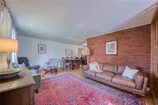 106 Primrose Ave, Pittsburgh, PA 15116 - Photo 3