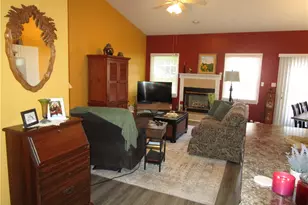 10 Golfwood Dr, Hermitage, PA 16148 - Photo 9