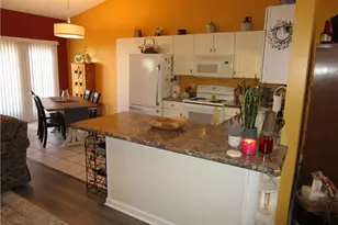 10 Golfwood Dr, Hermitage, PA 16148 - Photo 11