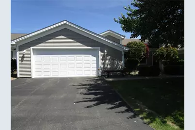 10 Golfwood Dr. #10, Hermitage, PA 16148 - Photo 3