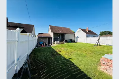 208 Cumberland Ave, Masontown, PA 15461 - Photo 17