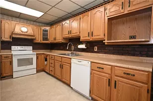 388 Bow St, Stockdale, PA 15483 - Photo 19