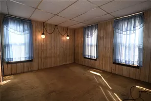 388 Bow St, Stockdale, PA 15483 - Photo 27