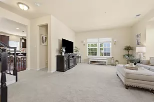 601 Pointe View Dr, Adams Township, PA 16046 - Photo 11
