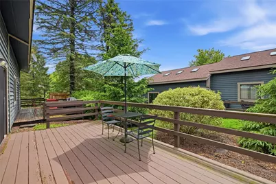 580 Maple Ct, Hidden Valley, PA 15502 - Photo 21