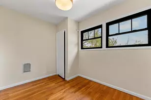 421 Duquesne Dr, Pittsburgh, PA 15243 - Photo 23