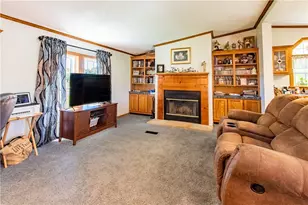 237 Bishop Rd, Perry Township, PA 16041 - Photo 9