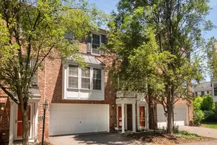 124 Chapel Harbor Dr, Pittsburgh, PA 15238 - Photo 1