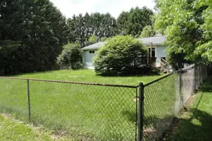 121 N Ridge Dr, Connoquenessing Township, PA 16001 - Photo 3
