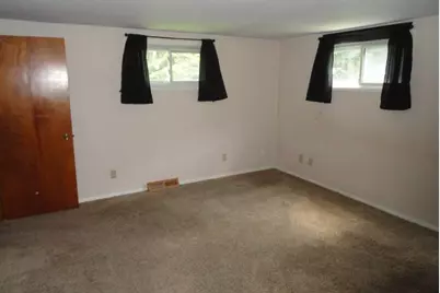 121 N Ridge Dr, Connoquenessing Township, PA 16001 - Photo 9